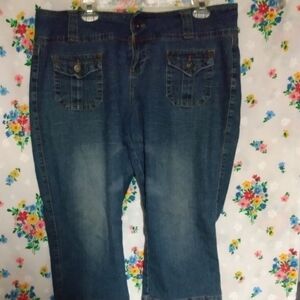 Younique ladies Capri,sz 16, Demin Blue, pre-owned